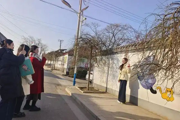 墙体彩绘